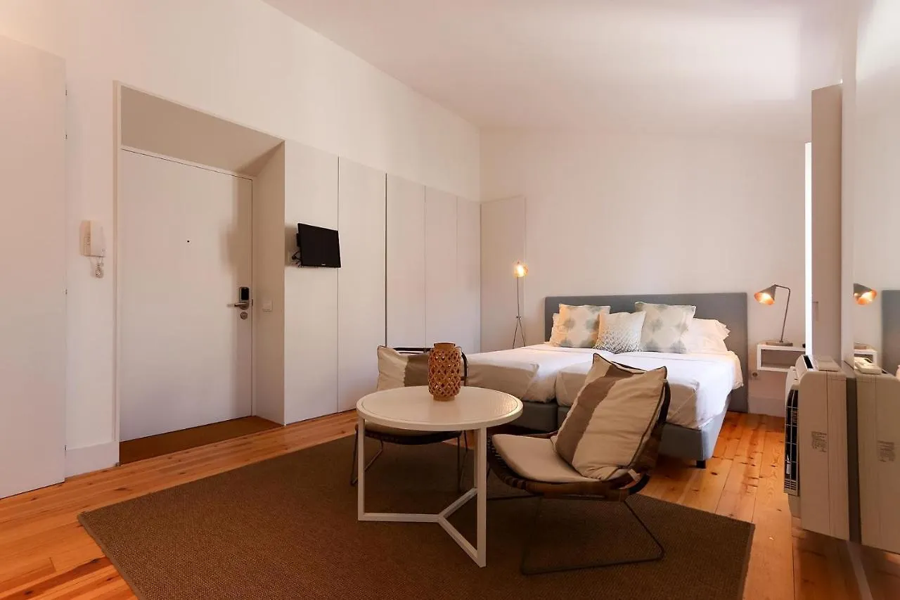 Combro Suites By Homing Lissabon 0*,  Portugal